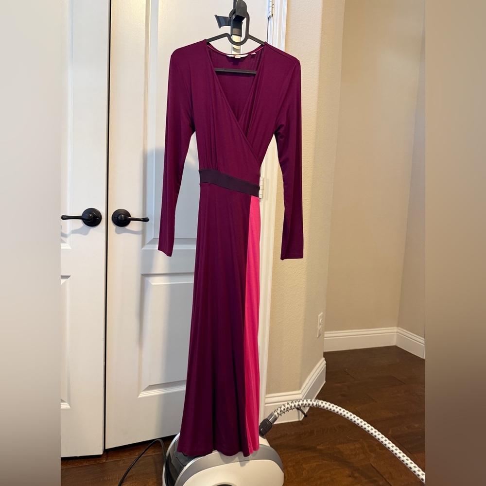 Boden Long Sleeve Color Block Wrapped Dress in Purple and Pink - Picture 4 of 9